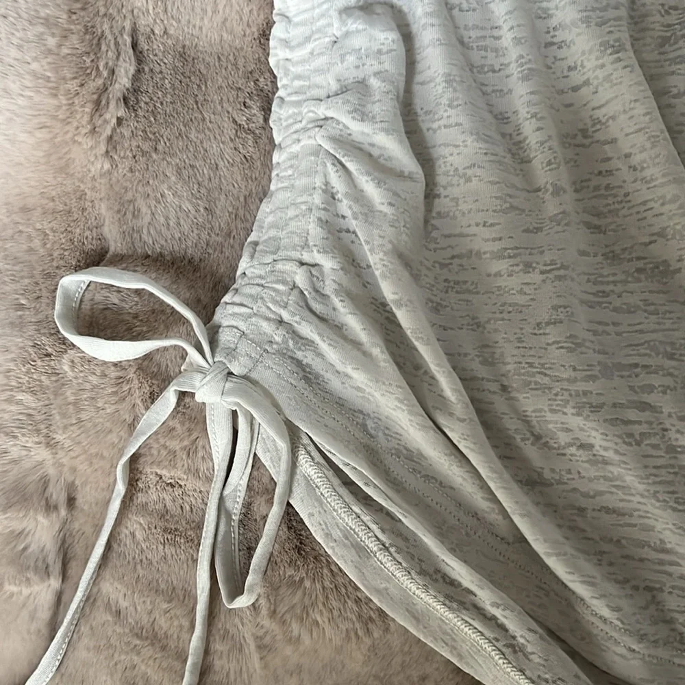 Side-Cinch Tank - Picture 8 of 10